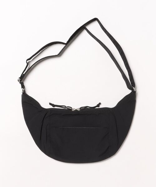 CONVERSE（コンバース）の「CONVERSE/コンバース　BANANA SHOULDER BAG（ショルダーバッグ・メンズ・ブラック/アイボリー/杢グレー・ONE SIZE）」の4枚目の写真