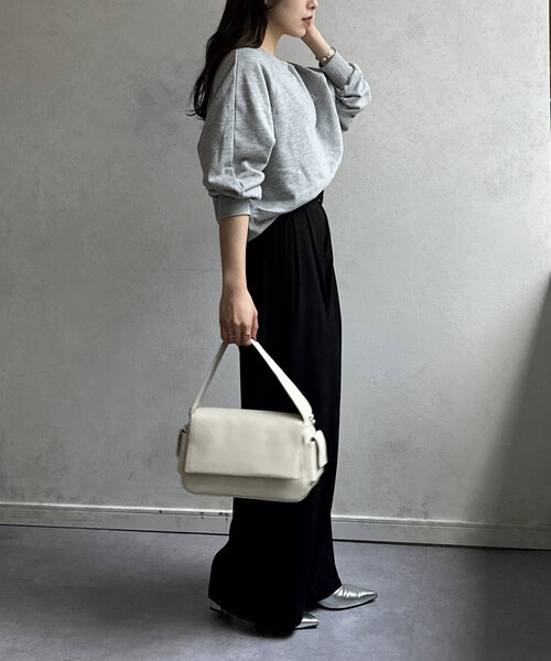 Thevon（ゼボン）の「ボートネック刺繍ロゴプルオーバー（Tシャツ/カットソー・レディース・ライトグレー/ブラウン/チャコールグレー/グレー/ネイビー/ベージュ/ピンク・FREE）」の14枚目の写真