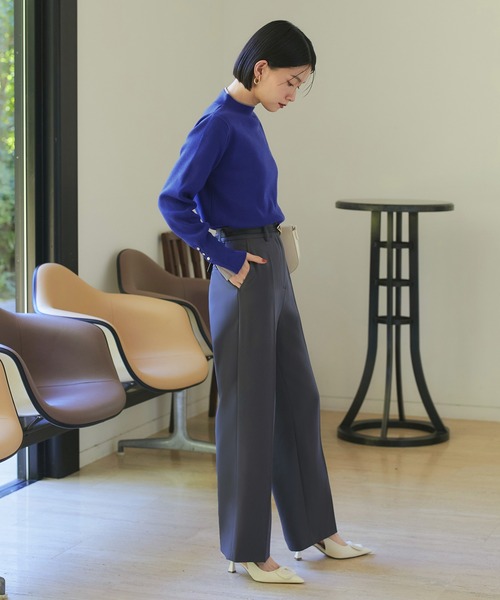 RUIRUE BOUTIQUE(ルイルエブティック)の「洗える | アンチピリング バイカラー ニット | 長袖 ニットトップス 体型カバー フリル袖 プチハイネック オフィスカジュアル 通勤服 お手入れ簡単 プルオーバー セーター(ニット/セーター・レディース・アイボリー/ブラック/ブルー/ピンク/イエロー・L/M)」の17枚目の写真