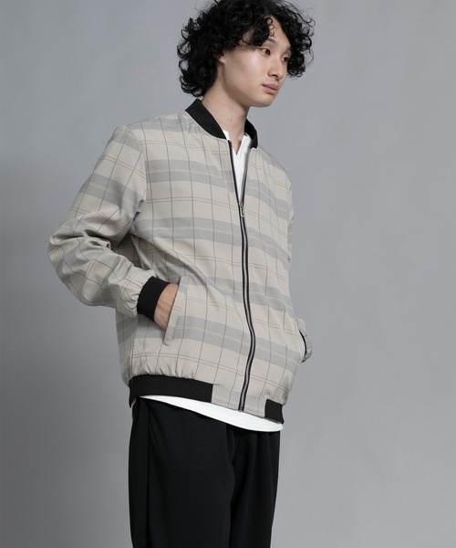 aimoha(アイモハ)の「aimoha men Urban Grid Bomber(ミリタリージャケット・メンズ・ブラック/ベージュ/グリーン・MEDIUM/LARGE/X-LARGE/XX-LARGE/XXX-LARGE)」の14枚目の写真