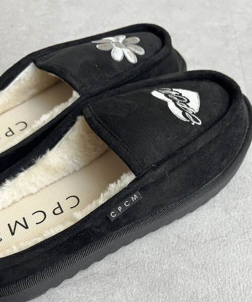 CPCM（シーピーシーエム）の「刺繍スライドモカシンサンダル（サンダル・レディース・ブラック/ベージュ・39/40/41/42）」の13枚目の写真