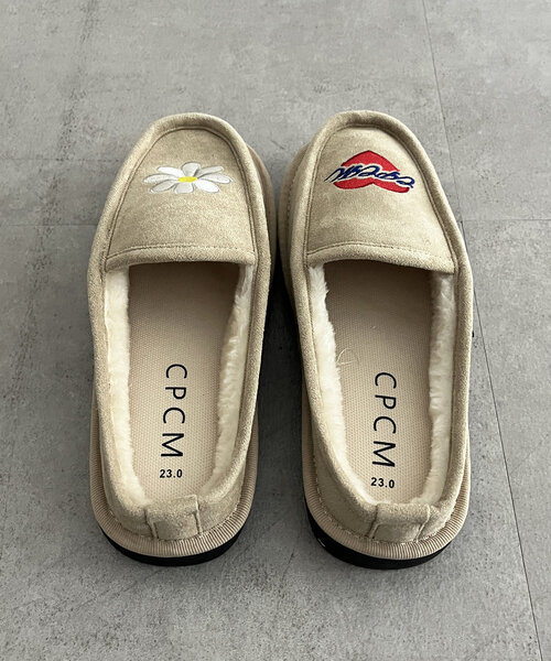 CPCM（シーピーシーエム）の「刺繍スライドモカシンサンダル（サンダル・レディース・ブラック/ベージュ・39/40/41/42）」の20枚目の写真