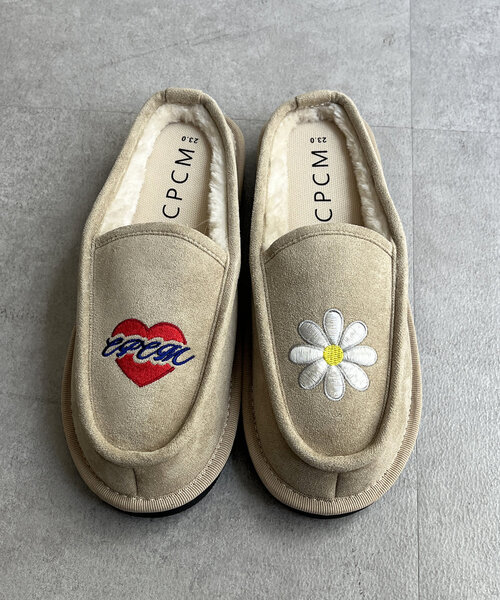 CPCM（シーピーシーエム）の「刺繍スライドモカシンサンダル（サンダル・レディース・ブラック/ベージュ・39/40/41/42）」の22枚目の写真