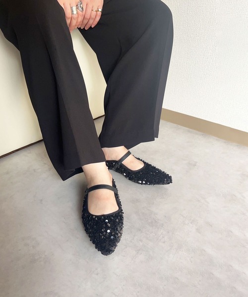 lus.(ラスドット)の「lus. スパンコールフラットミュール(サンダル・レディース・ブラック/シルバー・M/L/LL/S)」の2枚目の写真