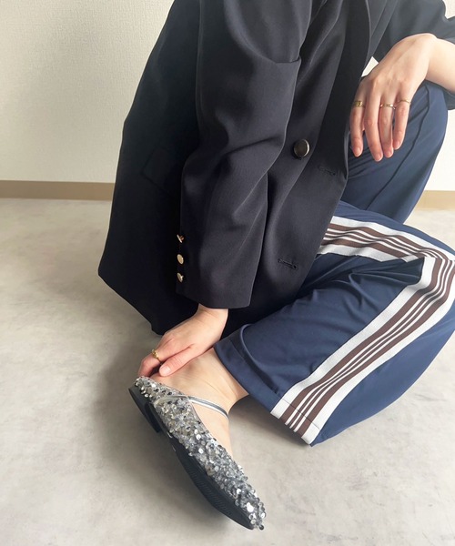 lus.(ラスドット)の「lus. スパンコールフラットミュール(サンダル・レディース・ブラック/シルバー・M/L/LL/S)」の10枚目の写真