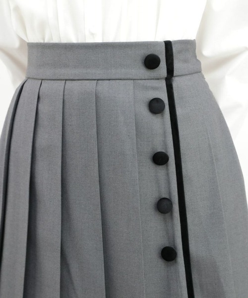 F i.n.t(フィント)の「別珍使い太プリーツスカート/fint(スカート・レディース・ブラウン/グレー・FREE)」の20枚目の写真