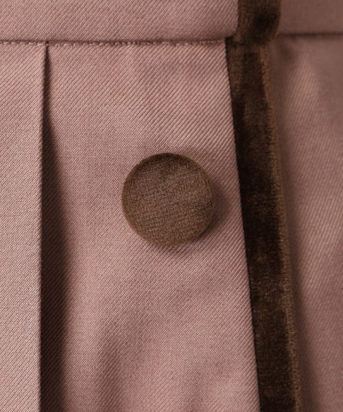 F i.n.t(フィント)の「別珍使い太プリーツスカート/fint(スカート・レディース・ブラウン/グレー・FREE)」の11枚目の写真