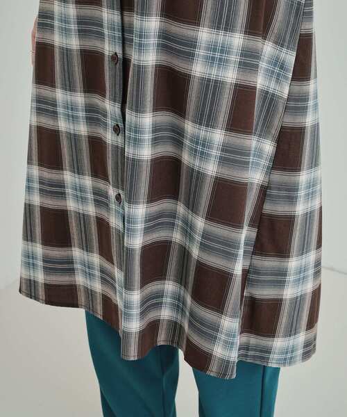 SHOO・LA・RUE（シューラルー）の「◆【洗える】着回しいろいろ 大人のためのチェックシャツワンピース（ワンピース・レディース・ブルー系1/モスグリーン系1/レッド系3・02/03/04）」の21枚目の写真