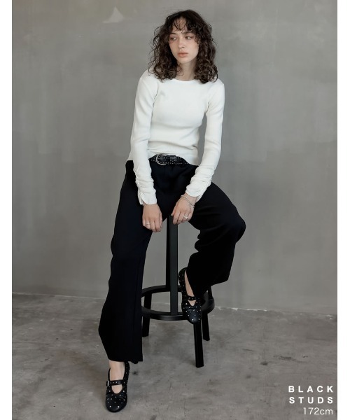 Re:EDIT（リエディ）の「[大きいサイズ]ラウンドトゥスタッズフラットシューズ（その他シューズ・レディース・ホワイト/ブラック・MEDIUM/LARGE/X-LARGE/SMALL）」の7枚目の写真