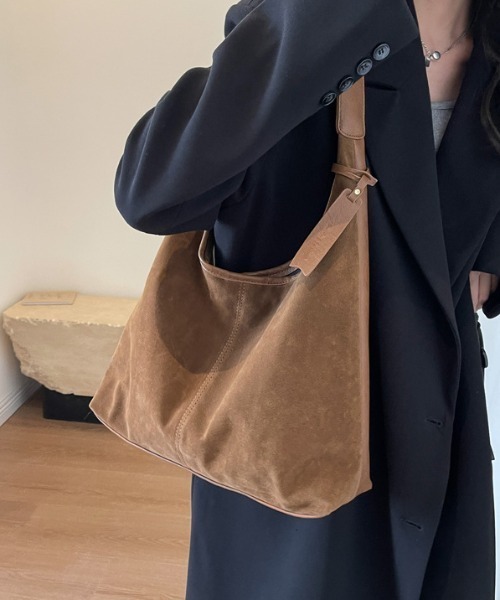 mebole（メボレ）の「ベルベットワンショルダートート（トートバッグ・レディース・ブラウン/ダークブラウン/ブラック/キャメル・FREE）」の18枚目の写真