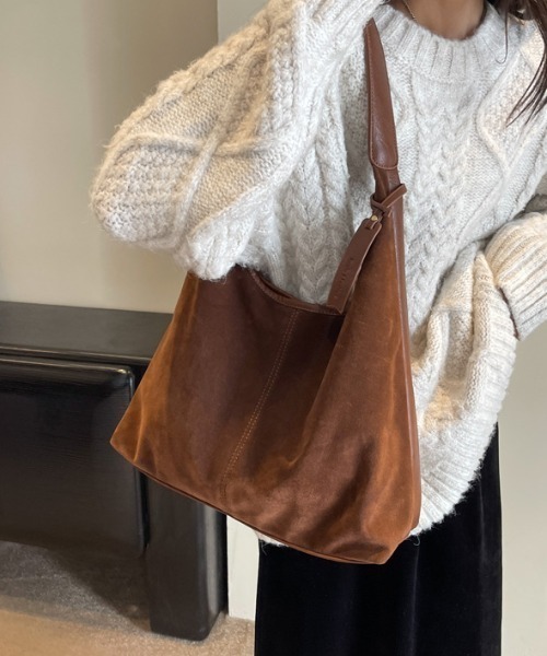 mebole（メボレ）の「ベルベットワンショルダートート（トートバッグ・レディース・ブラウン/ダークブラウン/ブラック/キャメル・FREE）」の13枚目の写真