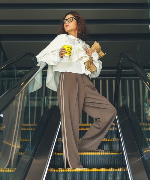 Gready Brilliant（グレディブリリアン）の「サイドラインパンツ（その他パンツ・レディース・ダークブラウン/ベージュ系・FREE）」の12枚目の写真