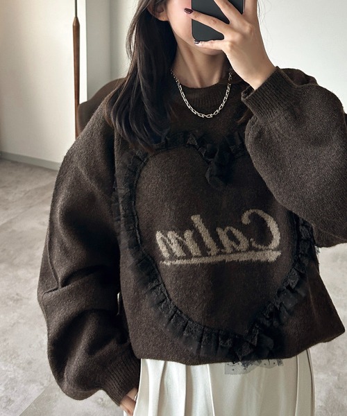 apres jour mignon（アプレジュールミニョン）の「ハートモチーフニット【ZOZOTOWN限定アイテム】（ニット/セーター・レディース・チャコールグレー/ネイビー/ダークブラウン・フリー/X-LARGE）」の3枚目の写真