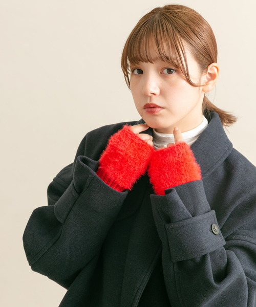 KBF（ケイビーエフ）の「ファーアームウォーマー（手袋・レディース・レッド/ホワイト/ブラック・ONE）」の10枚目の写真