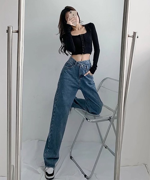 NinaetLina（ニナエリナ）の「ウエストレイヤード風ストレートデニム（デニムパンツ・レディース・ライトブルー/ブラック/ブルー・S/M/L/XL）」の15枚目の写真