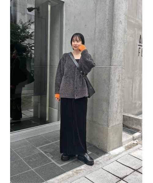 WHIMSIC(ウィムジック)の「【UNISEX】フェザーヤーンニットカーディガン(カーディガン/ボレロ・レディース・グレー/チャコールグレー/ブラウン・FREE)」の20枚目の写真