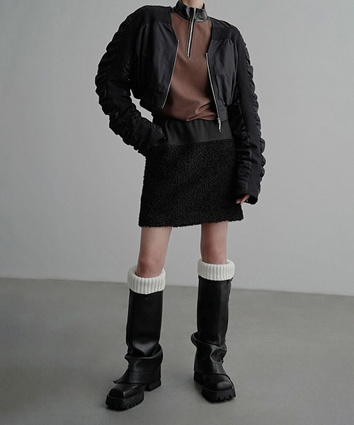 chuclla（チュクラ）の「【CHENTAITAI】ギャザースリーブ ジップブルゾン CTW24a020（ブルゾン・レディース・ブラック/ベージュ・FREE）」の8枚目の写真