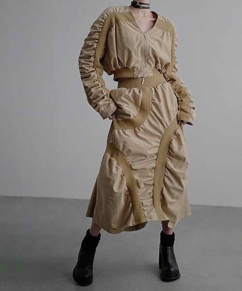 chuclla（チュクラ）の「【CHENTAITAI】ギャザースリーブ ジップブルゾン CTW24a020（ブルゾン・レディース・ブラック/ベージュ・FREE）」の11枚目の写真