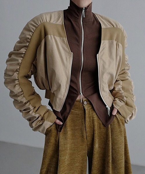 chuclla（チュクラ）の「【CHENTAITAI】ギャザースリーブ ジップブルゾン CTW24a020（ブルゾン・レディース・ブラック/ベージュ・FREE）」の15枚目の写真