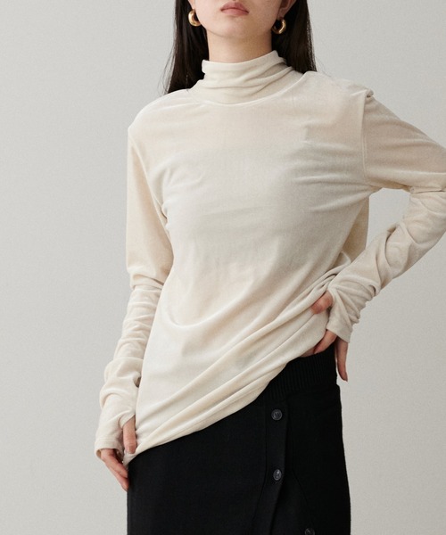 LARUTA(ラルータ)の「【LARUTA】ハーフZIPベロアトップス(Tシャツ/カットソー・レディース・ブラウン/ブラック/オフホワイト・FREE)」の2枚目の写真