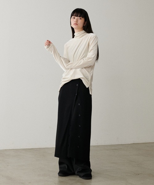 LARUTA(ラルータ)の「【LARUTA】ハーフZIPベロアトップス(Tシャツ/カットソー・レディース・ブラウン/ブラック/オフホワイト・FREE)」の7枚目の写真