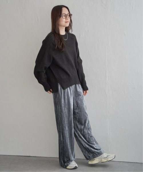 LBC（エルビーシー）の「【お得だ値】サイドスリットニット（ニット/セーター・レディース・ベージュ/グリーン/ブルー/チャコールグレー・L/M）」の8枚目の写真