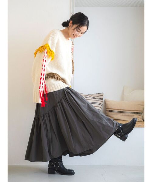 Ungrid（アングリッド）の「レースアップデザインルーズニット（ニット/セーター・レディース・チャコールグレー/オフホワイト/ブルー・FREE）」の12枚目の写真