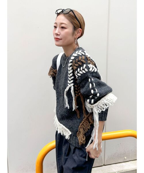 Ungrid（アングリッド）の「レースアップデザインルーズニット（ニット/セーター・レディース・チャコールグレー/オフホワイト/ブルー・FREE）」の14枚目の写真