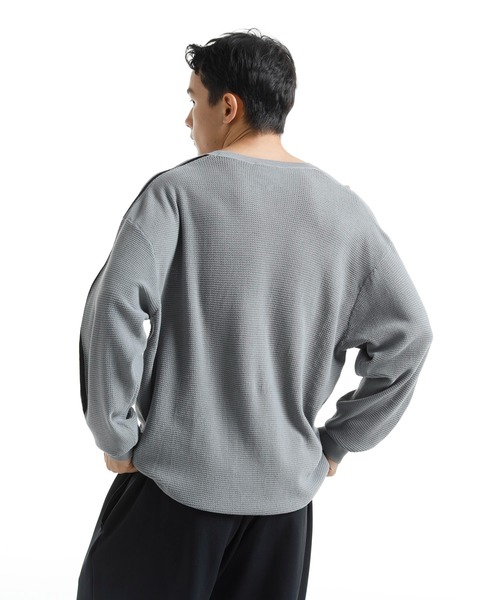 Y-3(ワイスリー)の「U GFX KNIT CREW(ニット/セーター・メンズ・グレー・LARGE/MEDIUM/SMALL/X-SMALL/XX-SMALL/XX-LARGE/X-LARGE)」の4枚目の写真