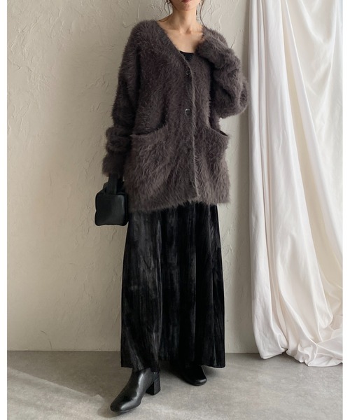 She's Closet(シーズクローゼット)の「金ボタンブローチ付き総柄ロング丈ワッシャープリーツベロアキャミワンピース(ワンピース・レディース・カーキ/ブラック/ブラウン・FREE)」の21枚目の写真