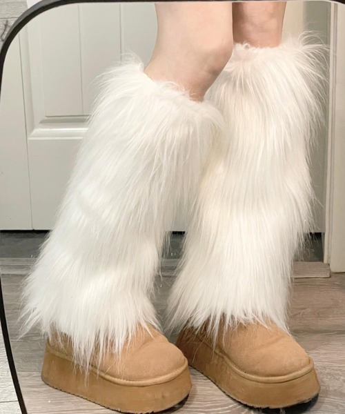 MEMECLE（メメクル）の「【 MEMECLE / メメクル 】フェイクファーレッグウォーマー（レッグウォーマー・レディース・グレー/ブラウン/ホワイト系その他/ブラック/ホワイト・FREE）」の17枚目の写真