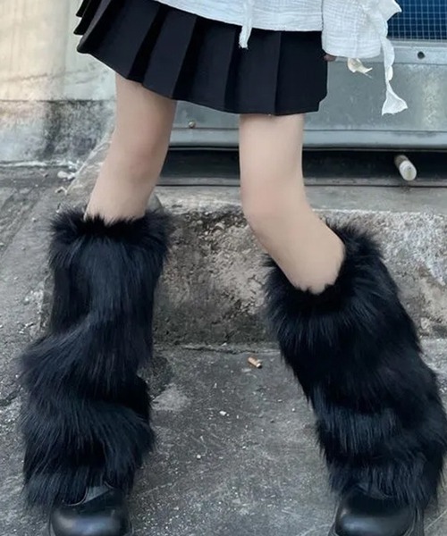 MEMECLE（メメクル）の「【 MEMECLE / メメクル 】フェイクファーレッグウォーマー（レッグウォーマー・レディース・グレー/ブラウン/ホワイト系その他/ブラック/ホワイト・FREE）」の13枚目の写真