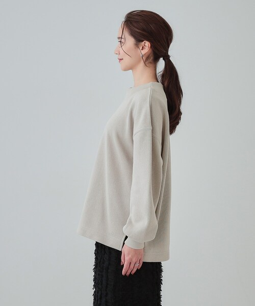 SHOO・LA・RUE（シューラルー）の「◆【S-LL】大人カジュアルに オフネックニットソー（Tシャツ/カットソー・レディース・グレー/ブラック/ブルーグリーン/ボルドー・01/02/03/04）」の9枚目の写真