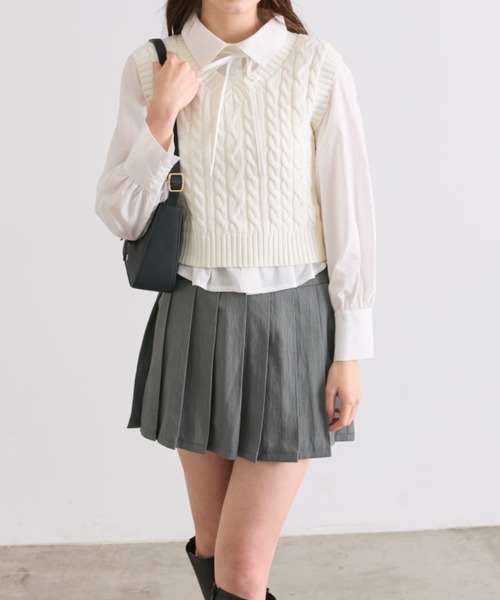 OLIVE des OLIVE（オリーブデオリーブ）の「シャツ＋ベストセット（シャツ/ブラウス・レディース・オフホワイト/チャコールグレー/ピンク・FREE）」の7枚目の写真