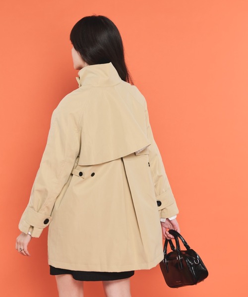 Shelly island(シェリーアイランド)の「スタンドカラーミドルトレンチコート(トレンチコート・レディース・ベージュ/カーキ・FREE)」の11枚目の写真