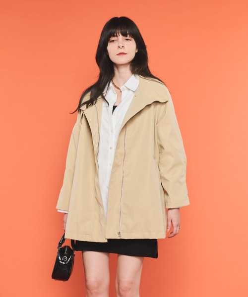 Shelly island(シェリーアイランド)の「スタンドカラーミドルトレンチコート(トレンチコート・レディース・ベージュ/カーキ・FREE)」の5枚目の写真