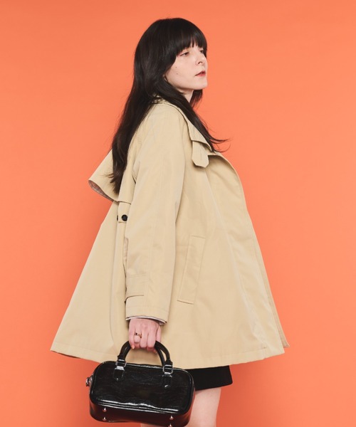Shelly island(シェリーアイランド)の「スタンドカラーミドルトレンチコート(トレンチコート・レディース・ベージュ/カーキ・FREE)」の8枚目の写真