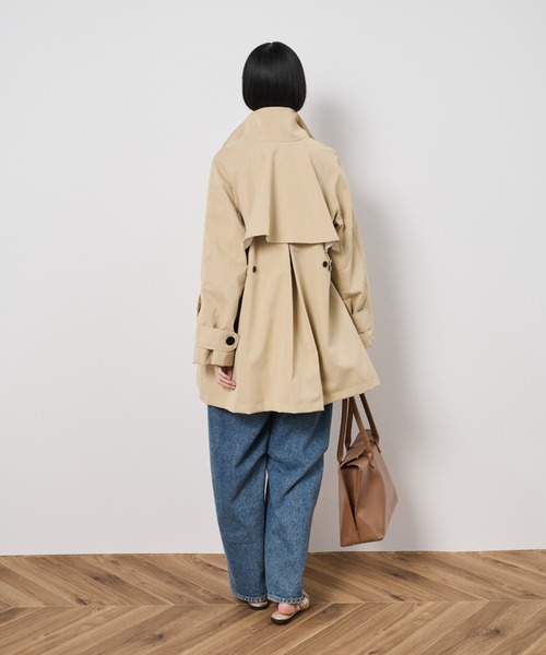 Shelly island(シェリーアイランド)の「スタンドカラーミドルトレンチコート(トレンチコート・レディース・ベージュ/カーキ・FREE)」の18枚目の写真
