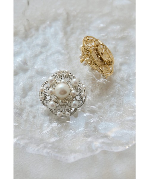 niana（ニアナ）の「メタルパールブローチ コサージュ フォーマル セレモニー 結婚式 二次会 謝恩会 入学式 卒業式 パーティー オケージョン（ブローチ/コサージュ・レディース・シルバー/ゴールド・FREE）」の8枚目の写真