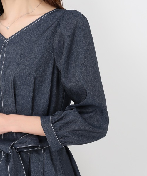 MISCH MASCH(ミッシュマッシュ)の「ポリデニムワンピース(ワンピース・レディース・ブルー/グリーン/ネイビー・M/S)」の18枚目の写真