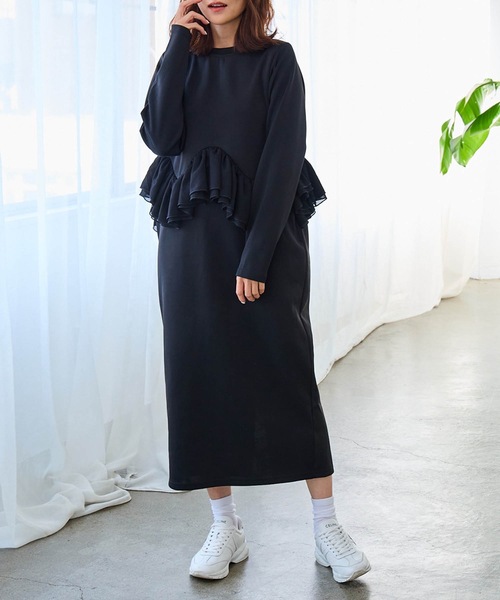 M y u(ミュー)の「ジグザグフリル ワンピース(ワンピース・レディース・ブラック/ホワイト・ML/SM)」の2枚目の写真