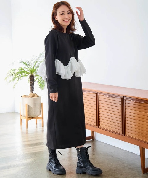 M y u(ミュー)の「ジグザグフリル ワンピース(ワンピース・レディース・ブラック/ホワイト・ML/SM)」の3枚目の写真