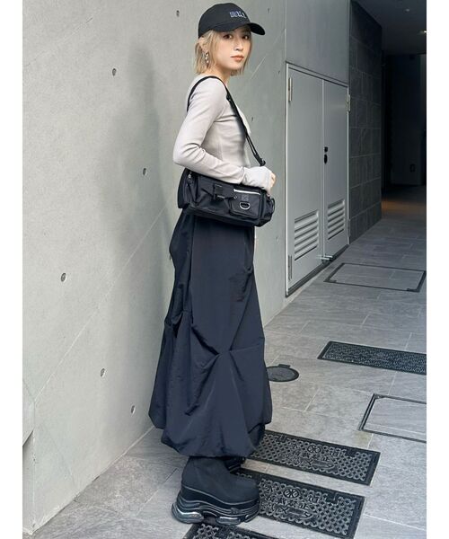 MURUA(ムルーア)の「【WEB限定】メニーポケットショルダーバッグ(ショルダーバッグ・レディース・カーキ/ブラック・FREE)」の15枚目の写真