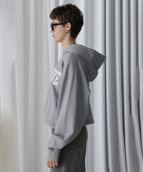 ROSE BUD(ローズバッド)の「(GENE HEAVENS)「NEW WAVE」ロゴ フーデッド スウェット(パーカー・レディース・グレー/ブラック・ONE SIZE)」の12枚目の写真