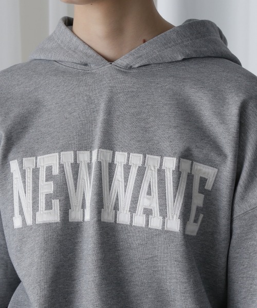 ROSE BUD(ローズバッド)の「(GENE HEAVENS)「NEW WAVE」ロゴ フーデッド スウェット(パーカー・レディース・グレー/ブラック・ONE SIZE)」の10枚目の写真