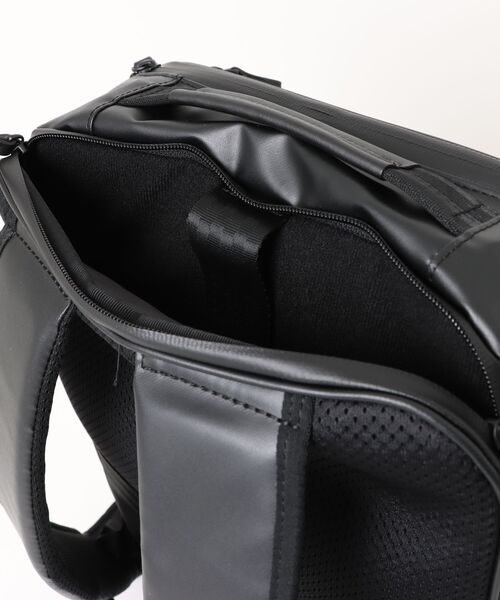 ACE GENE（エースジーン）の「【ace. GENE/エースジーン】 ガジェタブルWR2 スクエアリュック 14L（バックパック/リュック・メンズ・ブラック/ネイビー・FREE）」の6枚目の写真