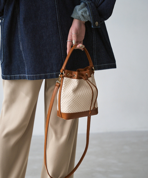 LE TALON（ルタロン）の「LE TALON mesh bag（ハンドバッグ・レディース・ブラック/キャメル・FREE）」の8枚目の写真