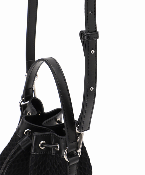 LE TALON（ルタロン）の「LE TALON mesh bag（ハンドバッグ・レディース・ブラック/キャメル・FREE）」の17枚目の写真