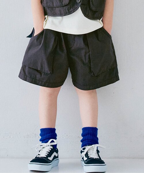 p.premier(ピードットプルミエ)の「【ジュニア対応】立体ポケットワークショーツ(その他パンツ・キッズ・チャコール/カーキ/アイボリー/ブルー・140/130/120/110/100/90/80)」の2枚目の写真