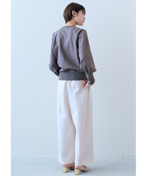 IEDIT(イディット)の「IEDIT バウンシー素材のふんわり袖ニットプルオーバー(ニット/セーター・レディース・ブルー/グレー/オレンジ・M/L/LL/3L/4L/S)」の13枚目の写真